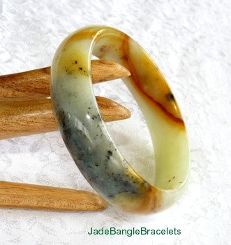 Why Did My Jade Bangle Bracelet Change Color?