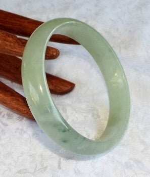 1218 11-8-2019 Clearance-"Yin" Soft Varied Green Translucent Jadeite Bangle 59.5mm (JBB2870)