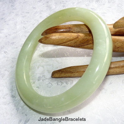 Sale-"Calming" Classic Round Chinese Jade Bangle Bracelet 67mm (JBB3339)