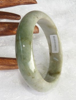 "Butterfly Tracks" and Varied Green Veins Grade A Jadeite Jade Bangle Bracelet 58.5mm + Certificate (632)
