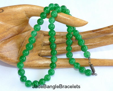 Classic Green Jade Bead Necklace