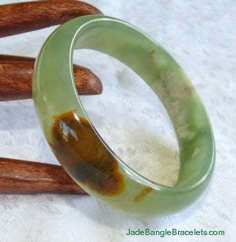 "Heaven and Earth" Translucent Chinese River Jade Bangle 59.5mm (JBB3022)