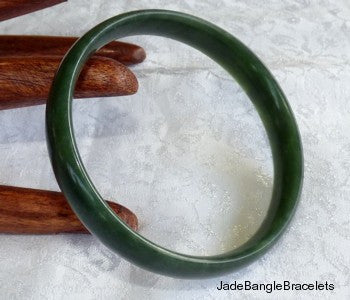 "Luminous Jade" Chinese Bangle Bracelet 56.5mm (JBB3099)