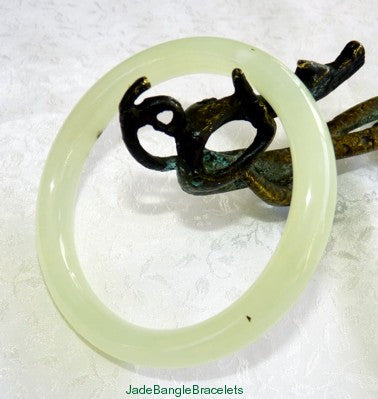 "Butterfly Tracks" Classic Round Chinese Jade Bangle Bracelet 65mm (JBB3228)