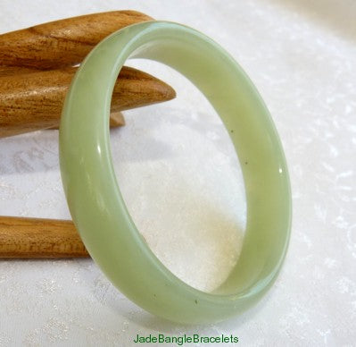 Sale-"Classic" Chinese Jade Bangle Bracelet 53mm (JBB3306)