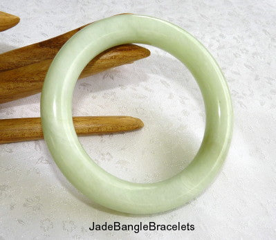 Sale-"Calm Spirit" Classic Round Chinese Jade Bangle Bracelet 61mm (JBB3351)