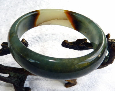 "Powerful  Compassionate Woman" Chinese River Jade Bangle Bracelet 60 mm (JBB3386))