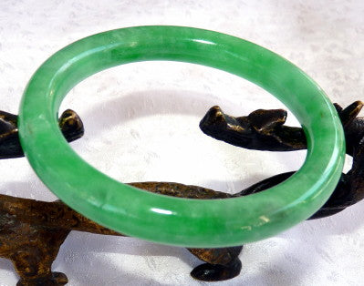 Clearance-Good Green Classic Round Burmese Jadeite Bangle Bracelet 57 mm (JBB3389)